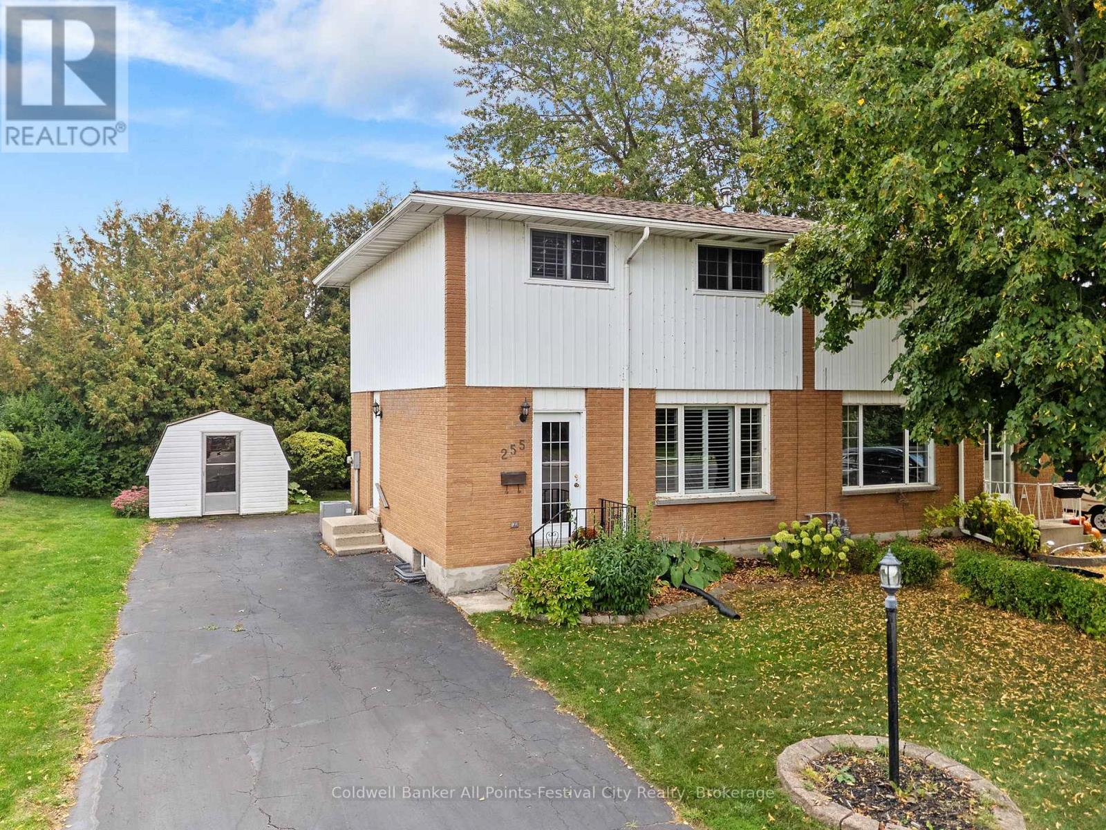 255 Christina Ct, Goderich, ON N7A 3J3