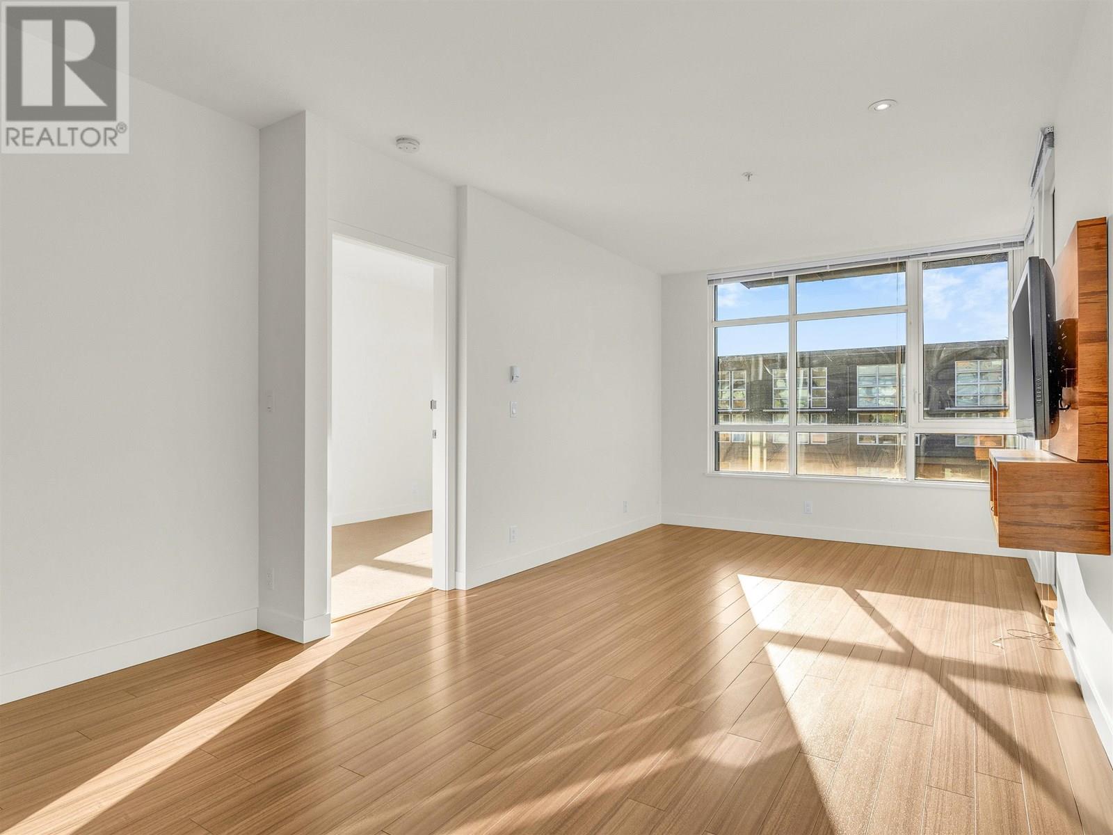 9150 University High Street Unit 301, Burnaby, BC V5A 0C5