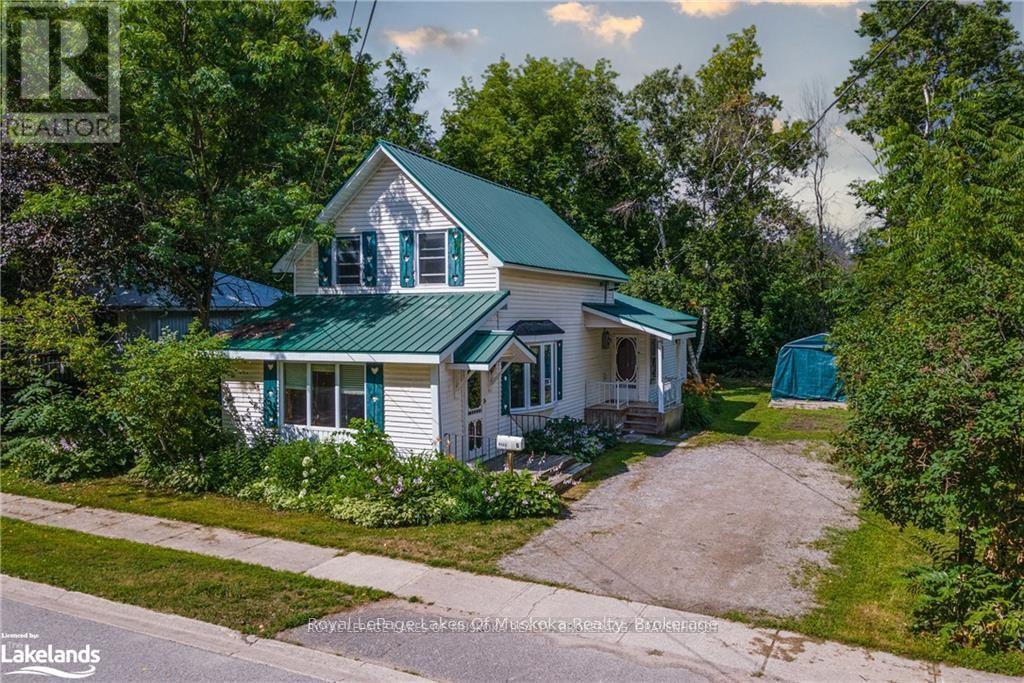 6 Bush St, Severn, ON L0K 1E0