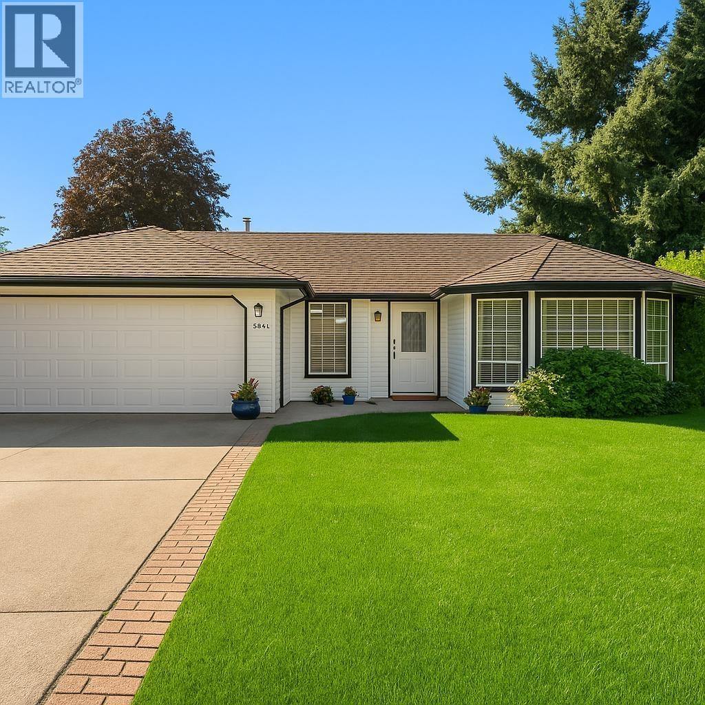 189 Street Unit 12453 #a, Pitt Meadows, BC V3Y 2H2