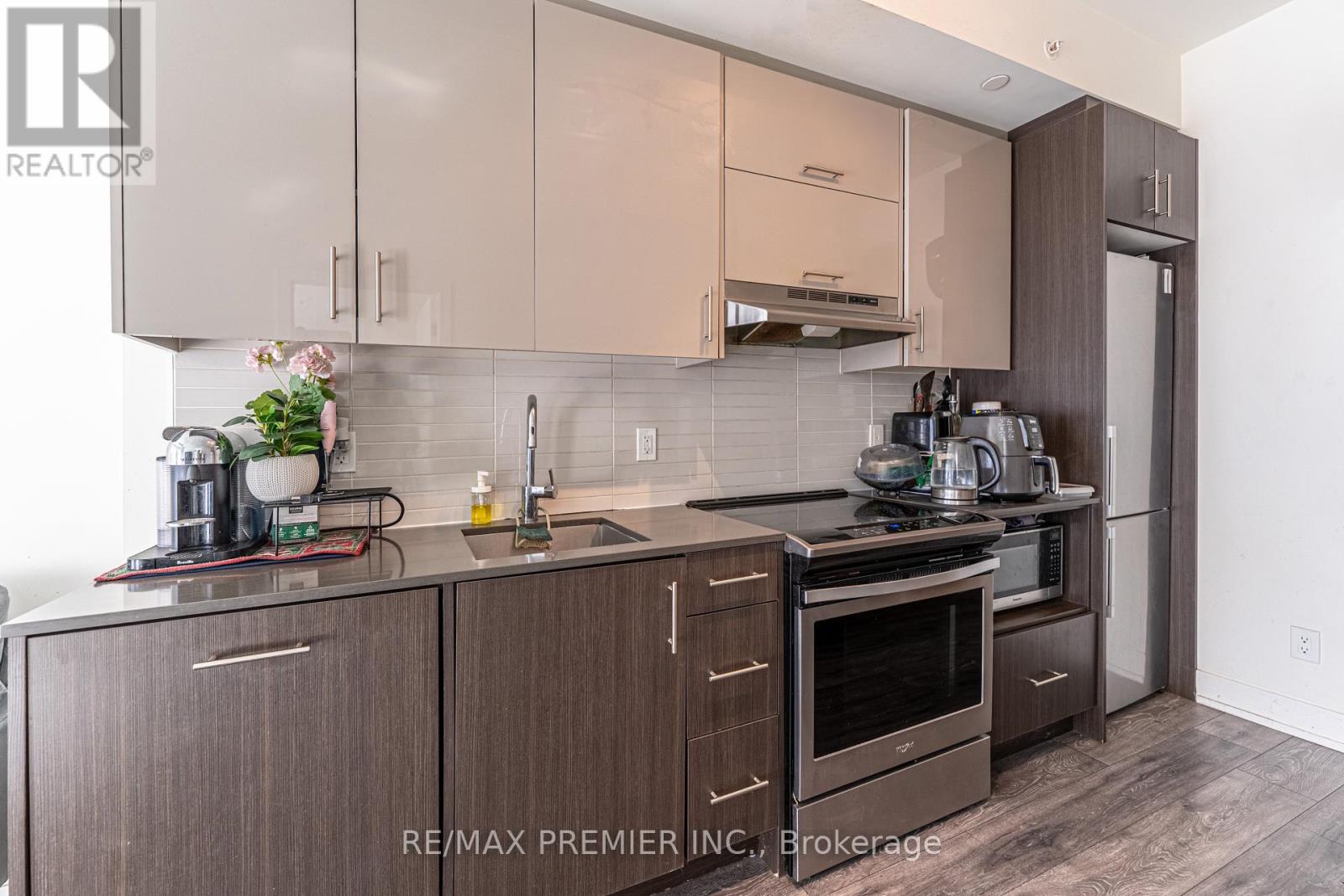 1511 180 Fairview Mall Dr, Toronto, ON M2J 0G4