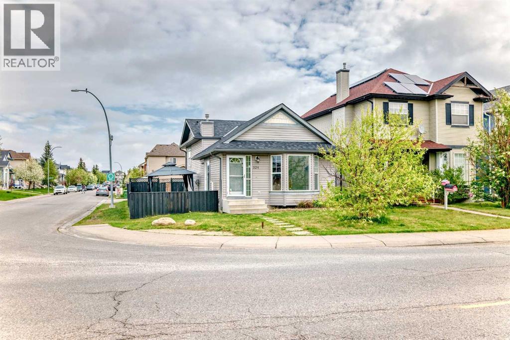324 Taradale Dr NE, Calgary, AB T3J 4N9