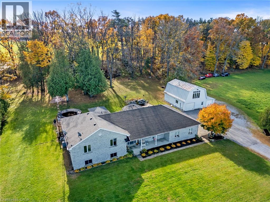 1306 St Johns Rd W, Simcoe, ON N3Y 4K1