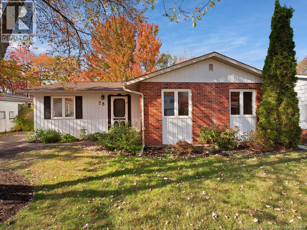 78 Chandler Cres, Moncton, NB E1E 3W7