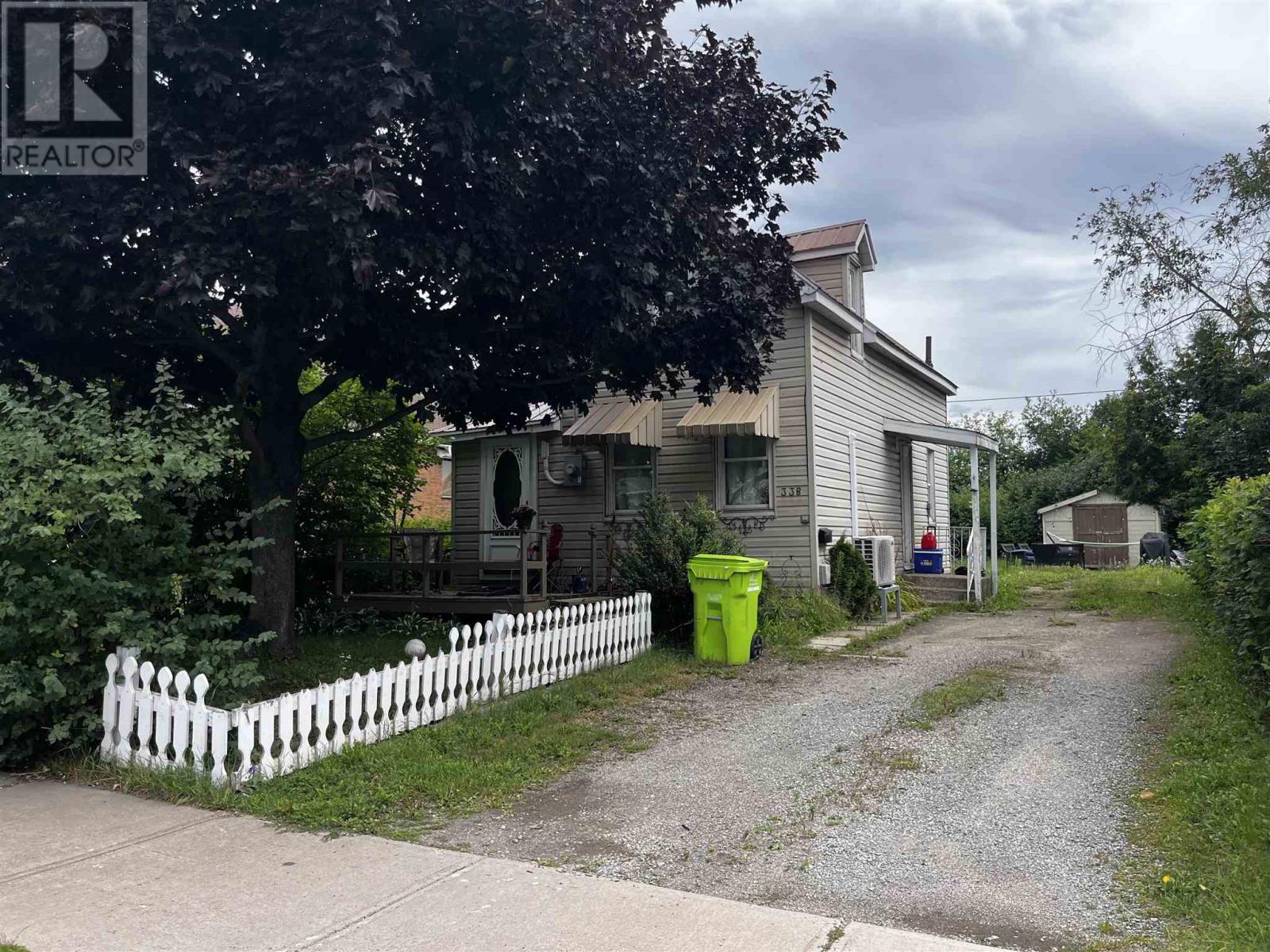 338 Third Ave, Sault Ste. Marie, ON P6C 4M4