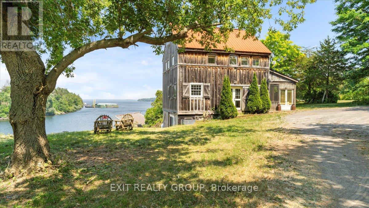 782 County Rd 49, Prince Edward County Picton, ON K0K 2T0