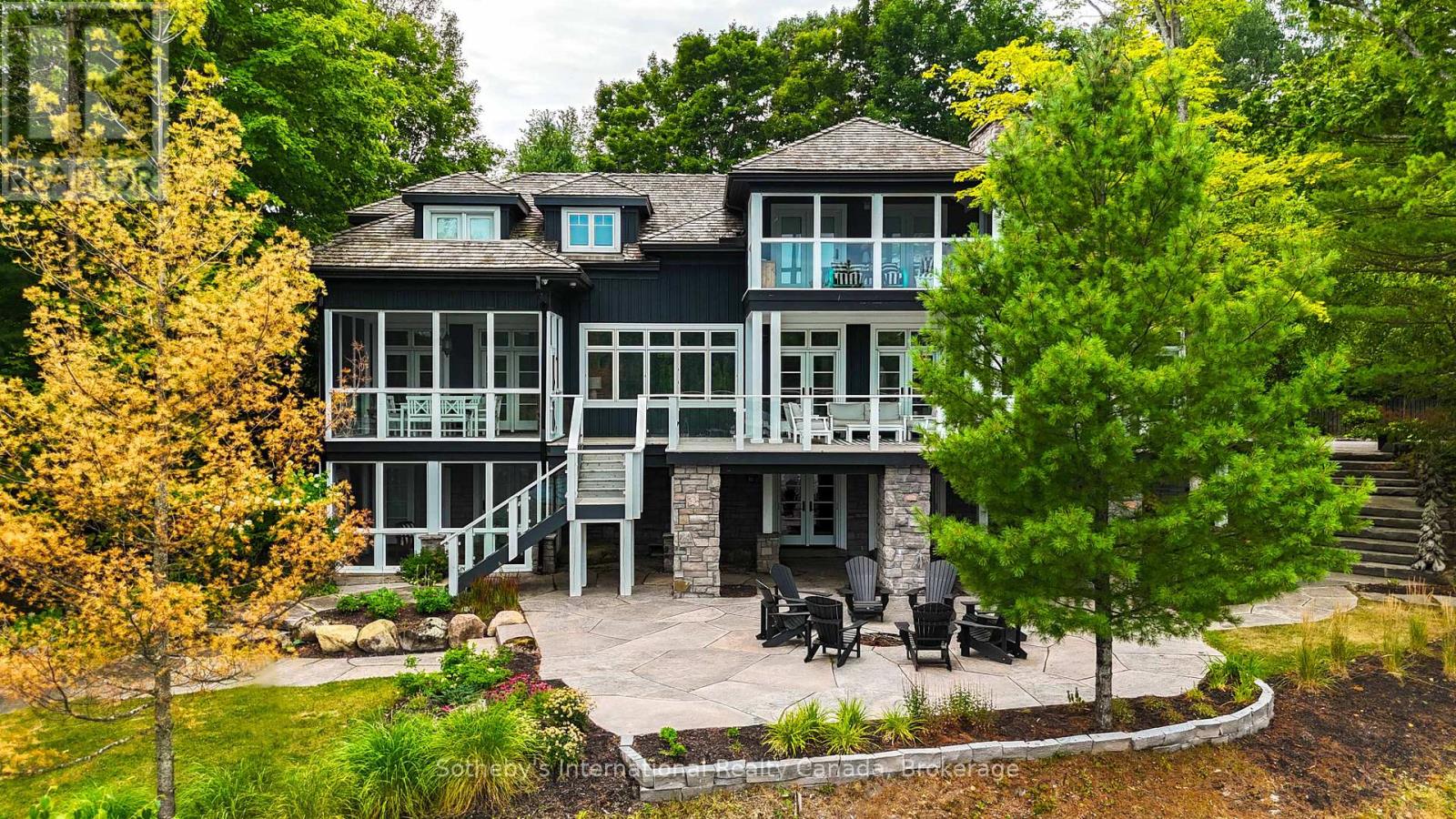 1037 Elgin House Rd, Muskoka Lakes, ON P0B 1J0