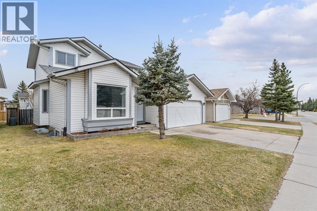 395 Millrise Dr SW, Calgary, AB T2Y 2C7