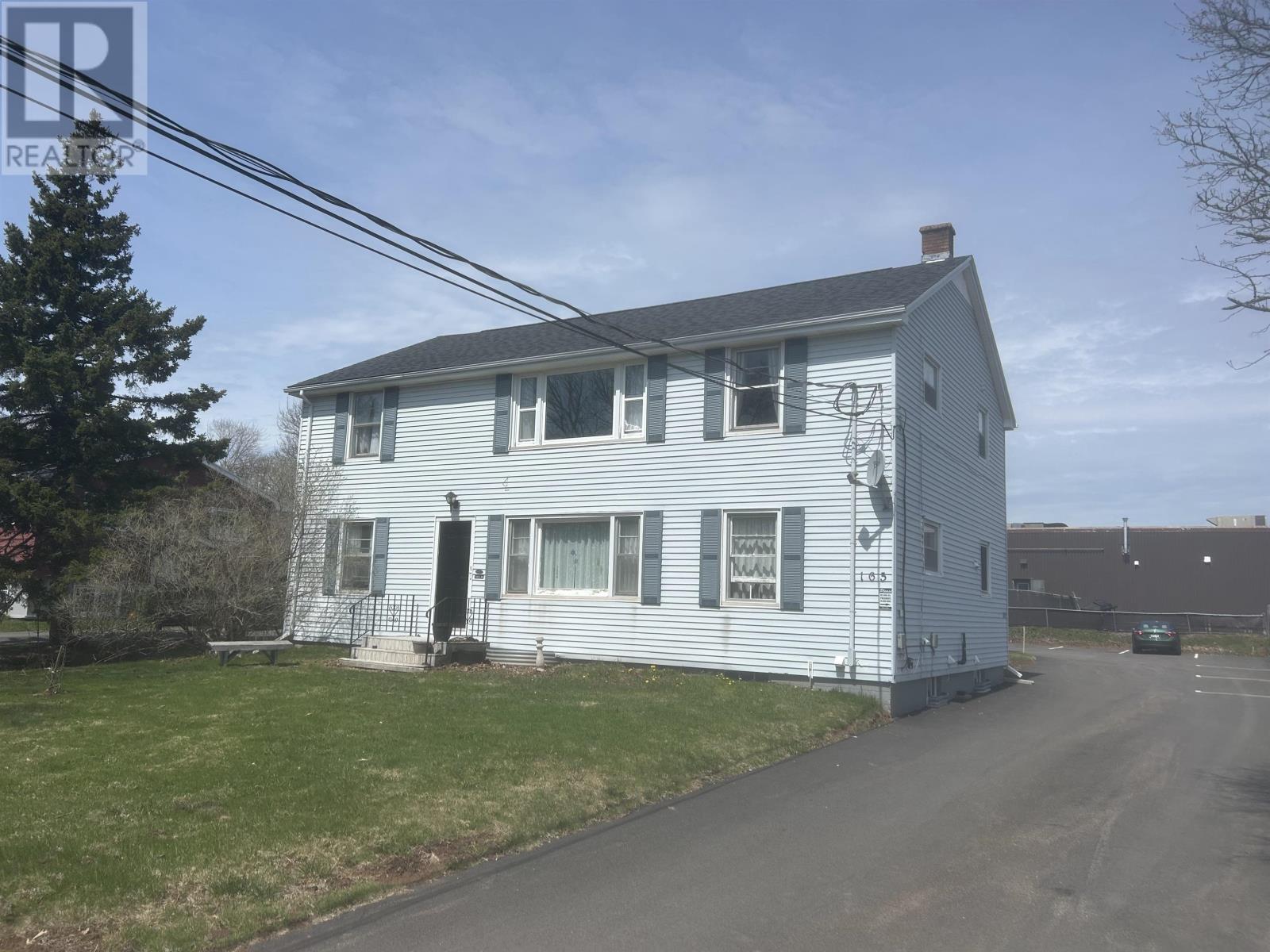 163 165 Nassau St E, Charlottetown, PE C1A 2X3