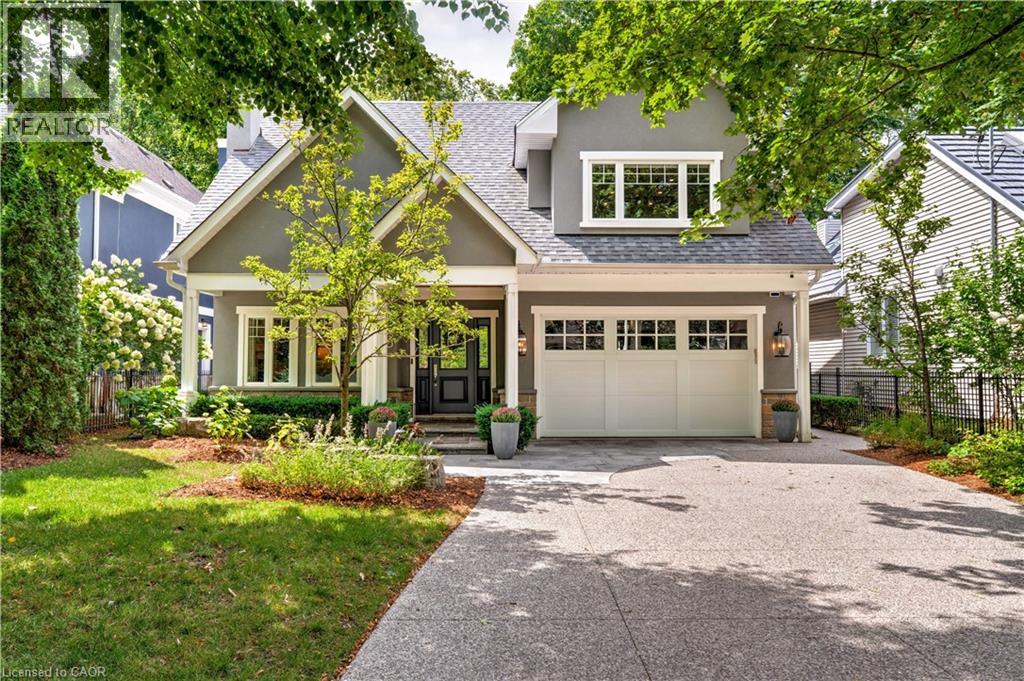376 Watson Ave, Oakville, ON L6J 3V8
