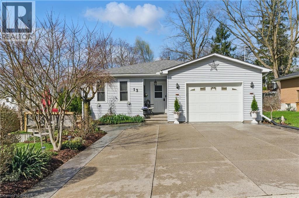 13 King William St, Brant, ON N0E 1N0