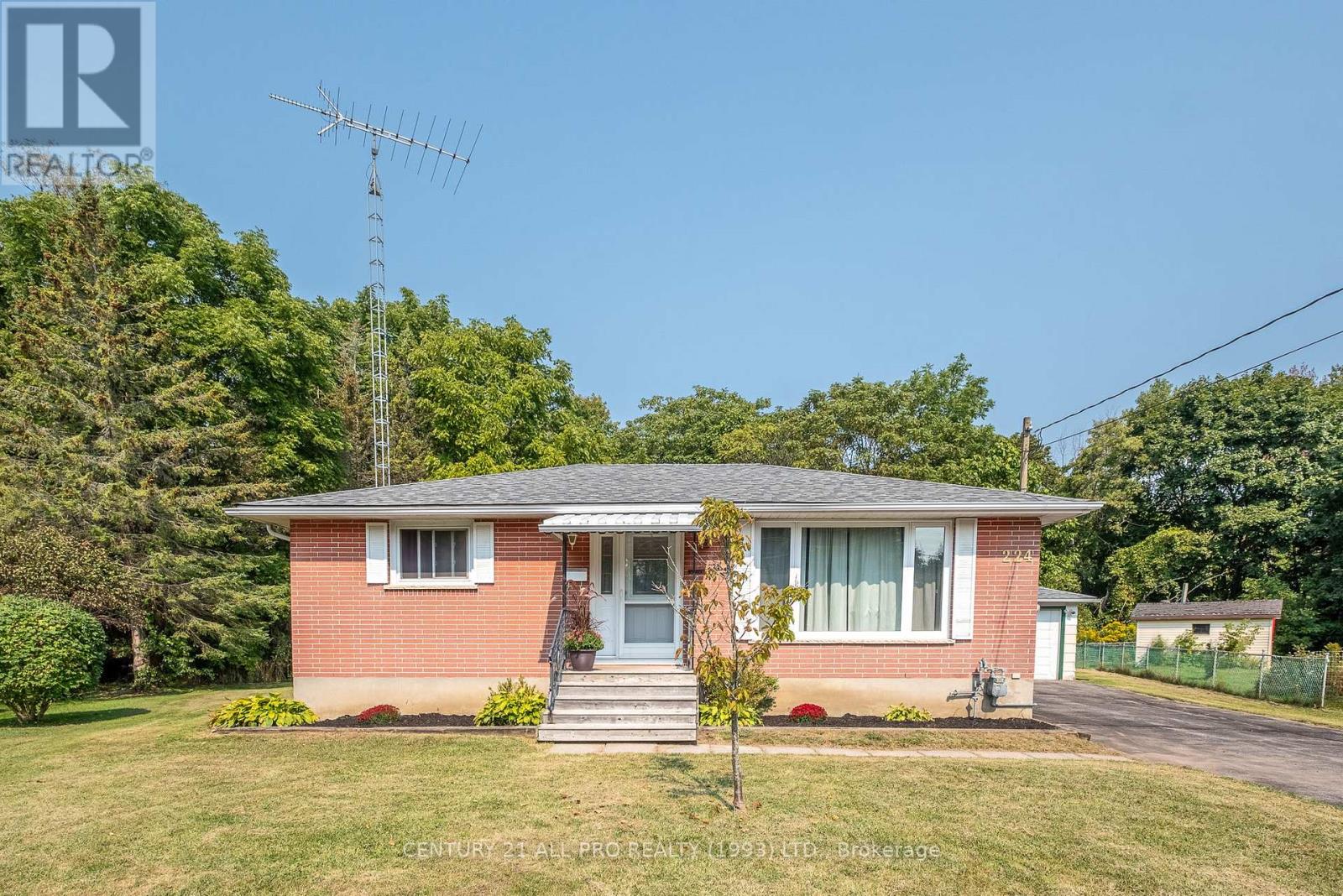 224 Nickerson Dr, Cobourg, ON K9A 1A5
