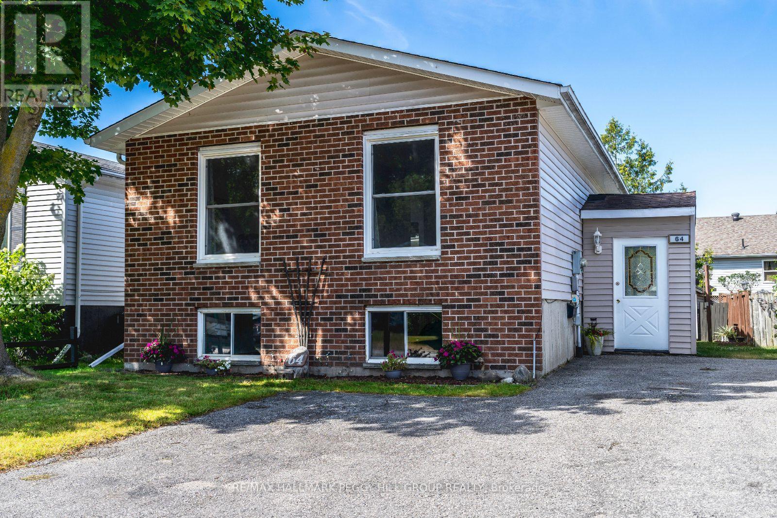 64 Telfer Rd, Collingwood, ON L9Y 4S2