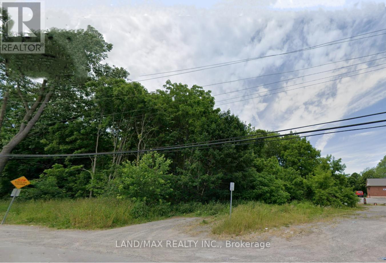 7-11 River St, Thorold, ON L0S 1K0