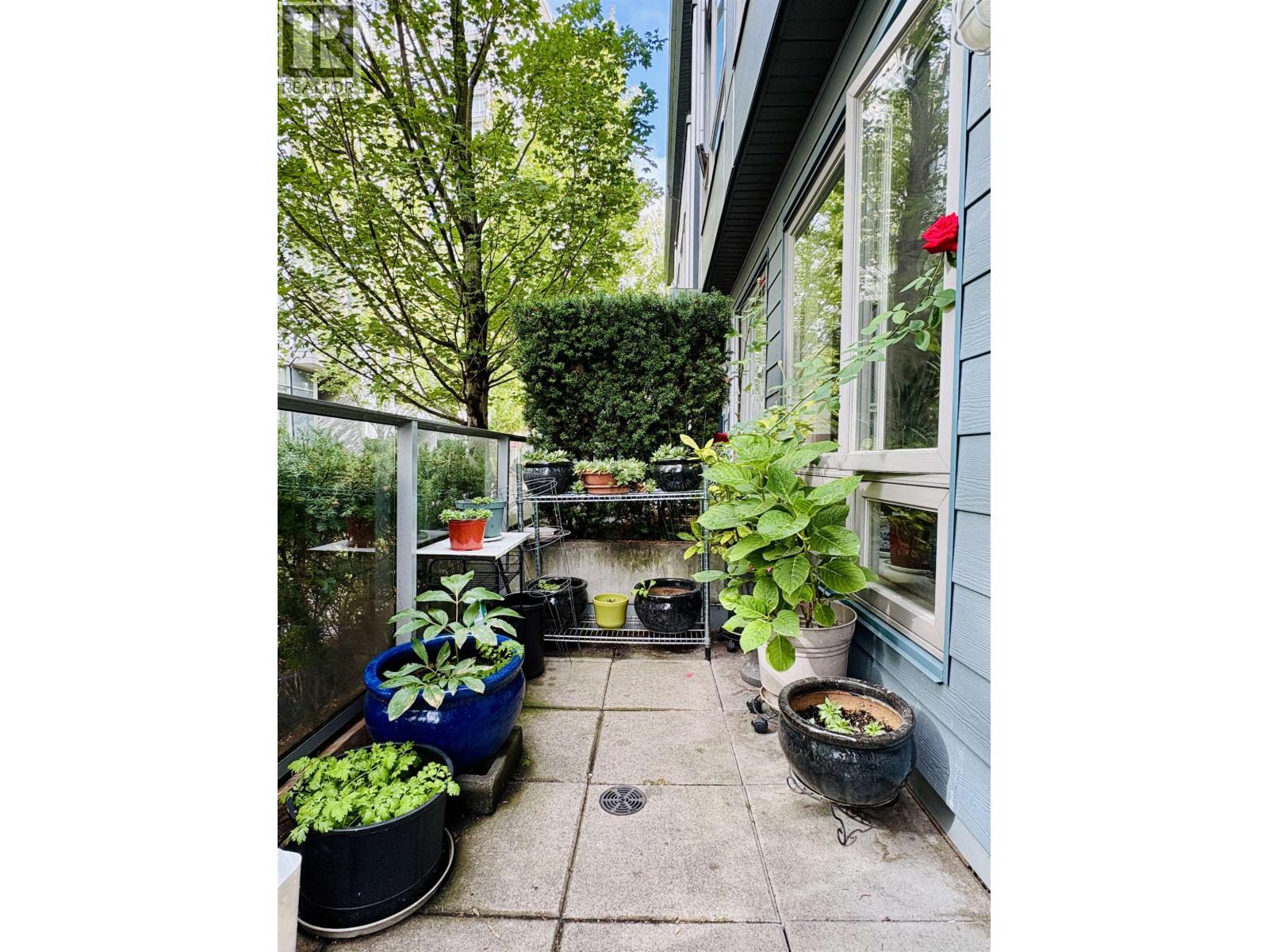 4886 Eldorado Mews, Vancouver, BC V5R 0B1