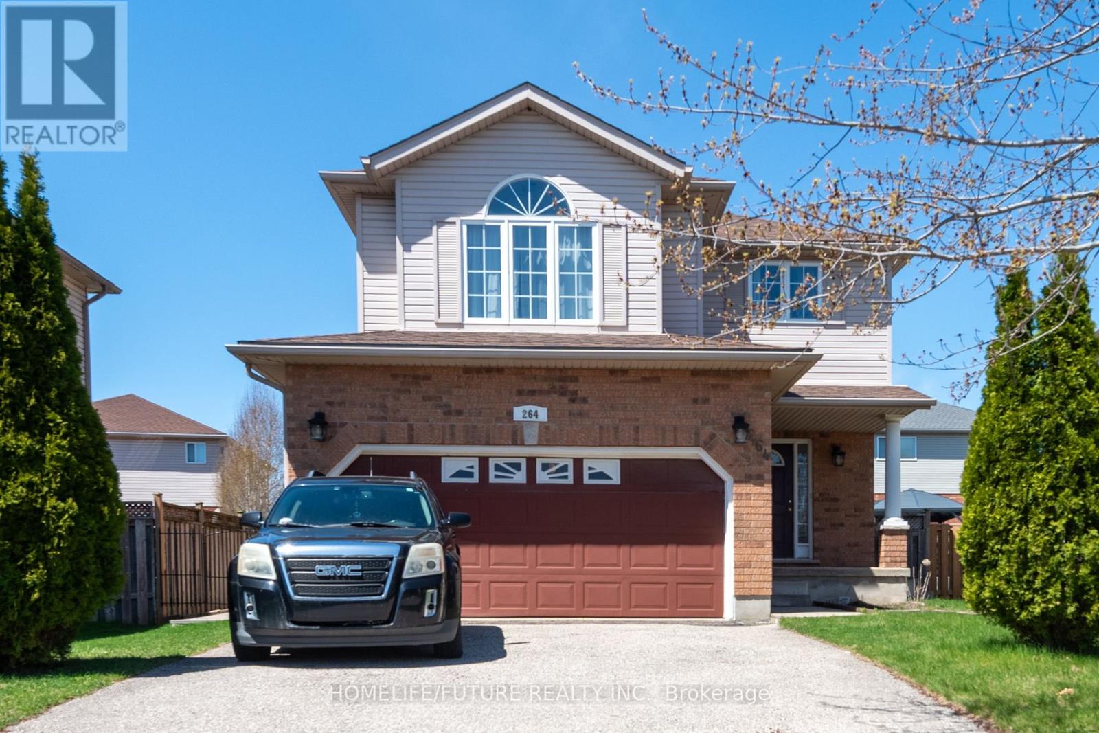 264 Holbeach Ct, Waterloo, ON N2J 4Y7