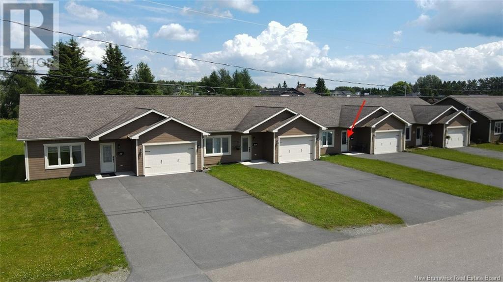 73 Beaulieu St, Saint-Quentin, NB E8A 1B5
