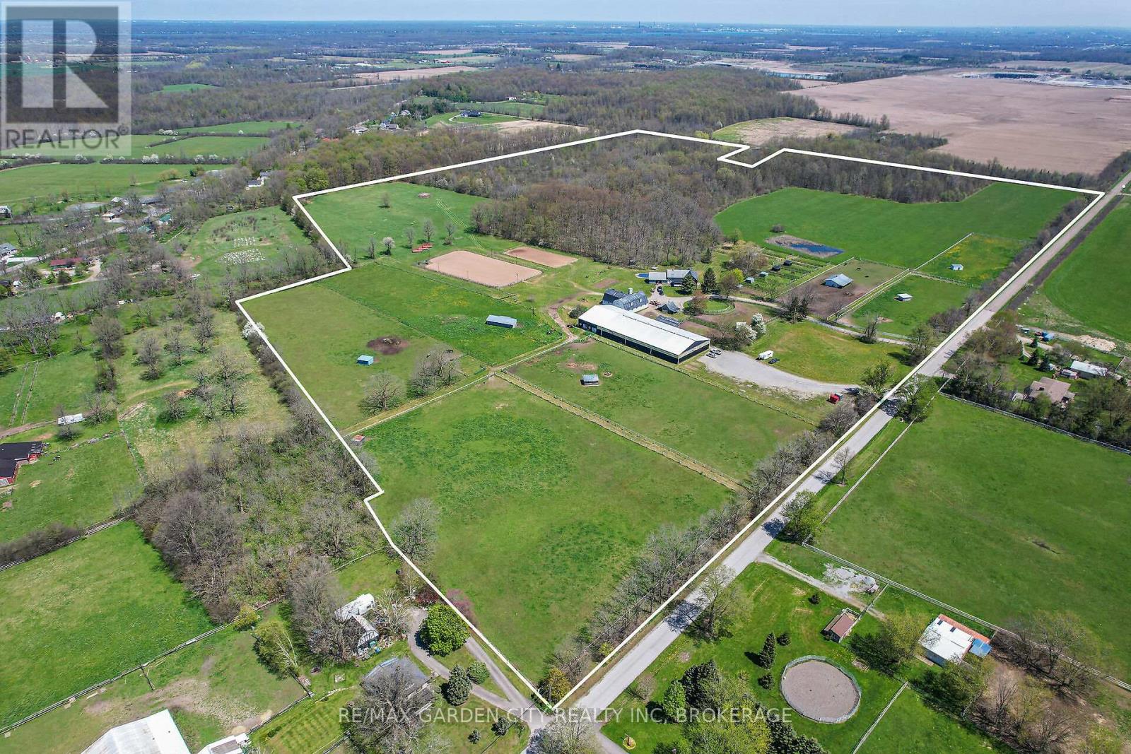 3200 Bertie Rd, Fort Erie, ON L0S 1N0