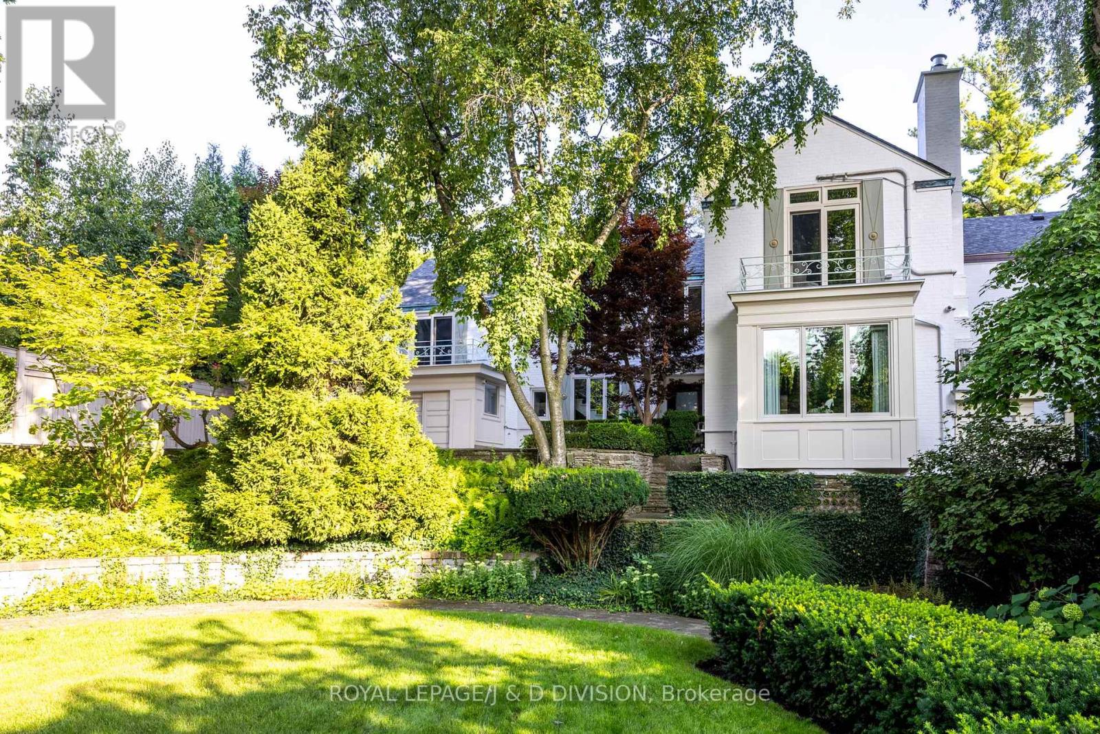 12 Forest Glen Cres, Toronto Bridle Path-sunnybrook-york Mills, ON M4N 2E8
