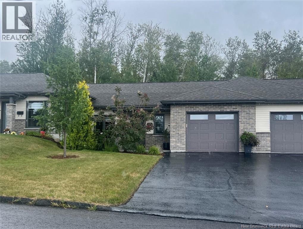57 Ral St, Edmundston, NB E3V 0E2