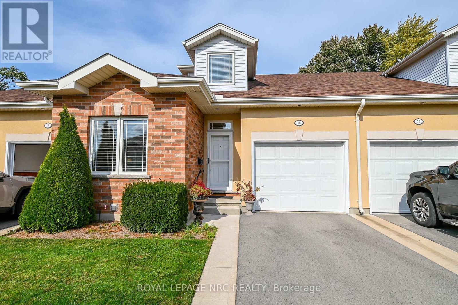 15 4300 Kalar Rd, Niagara Falls, ON L2H 1S8