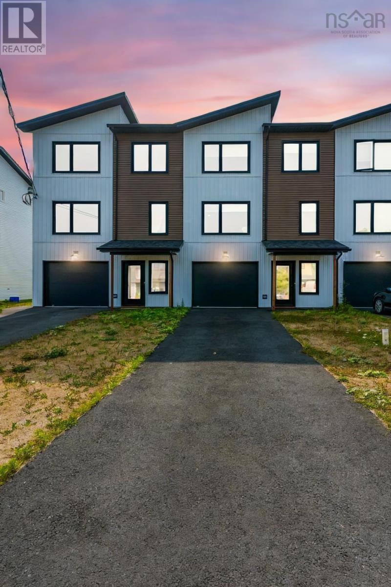 126 Tyler St, Elmsdale, NS B2S 0B4
