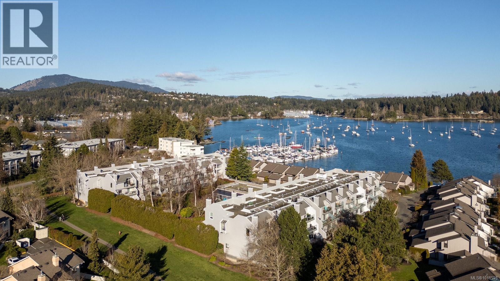 10459 Resthaven Dr Unit 312 Dr, Sidney, BC V8L 3H6