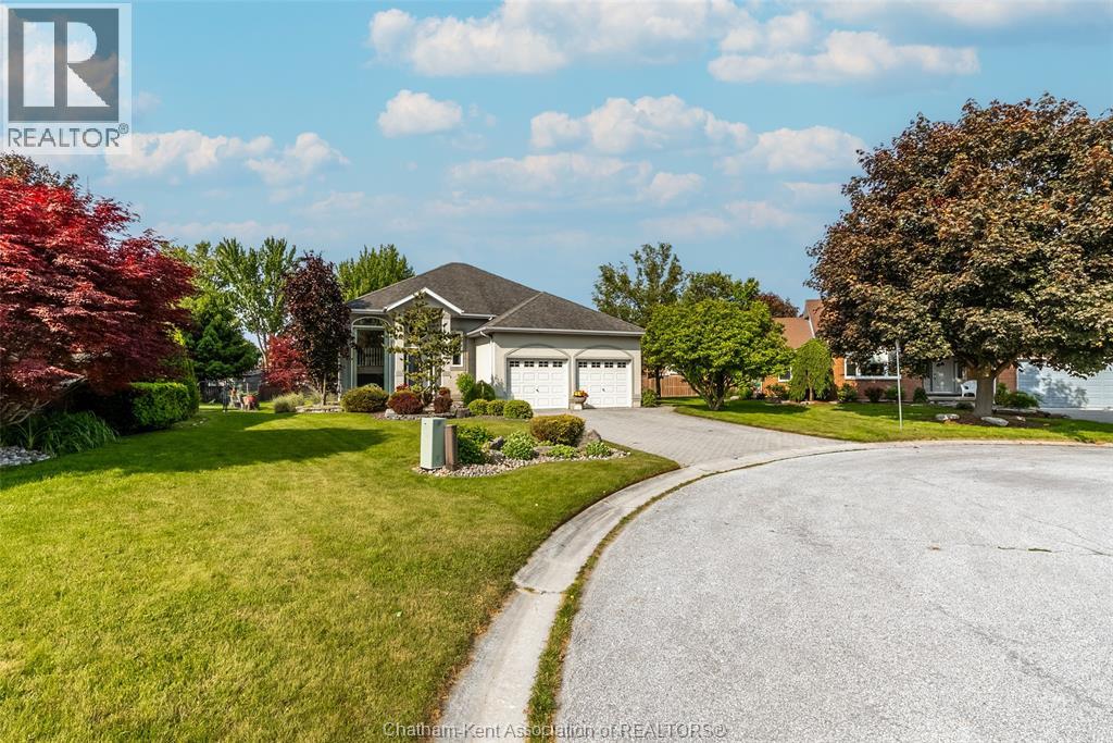7 Westminister Ct, Chatham-Kent, ON N7L 5K8