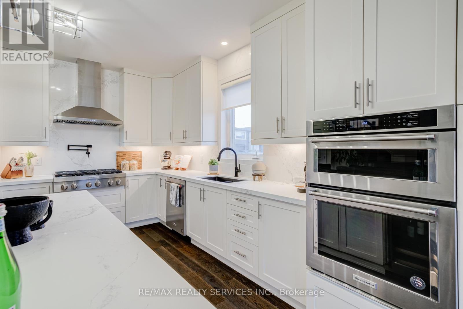 182 Klein Cir, Hamilton Meadowlands, ON L9K 0K3