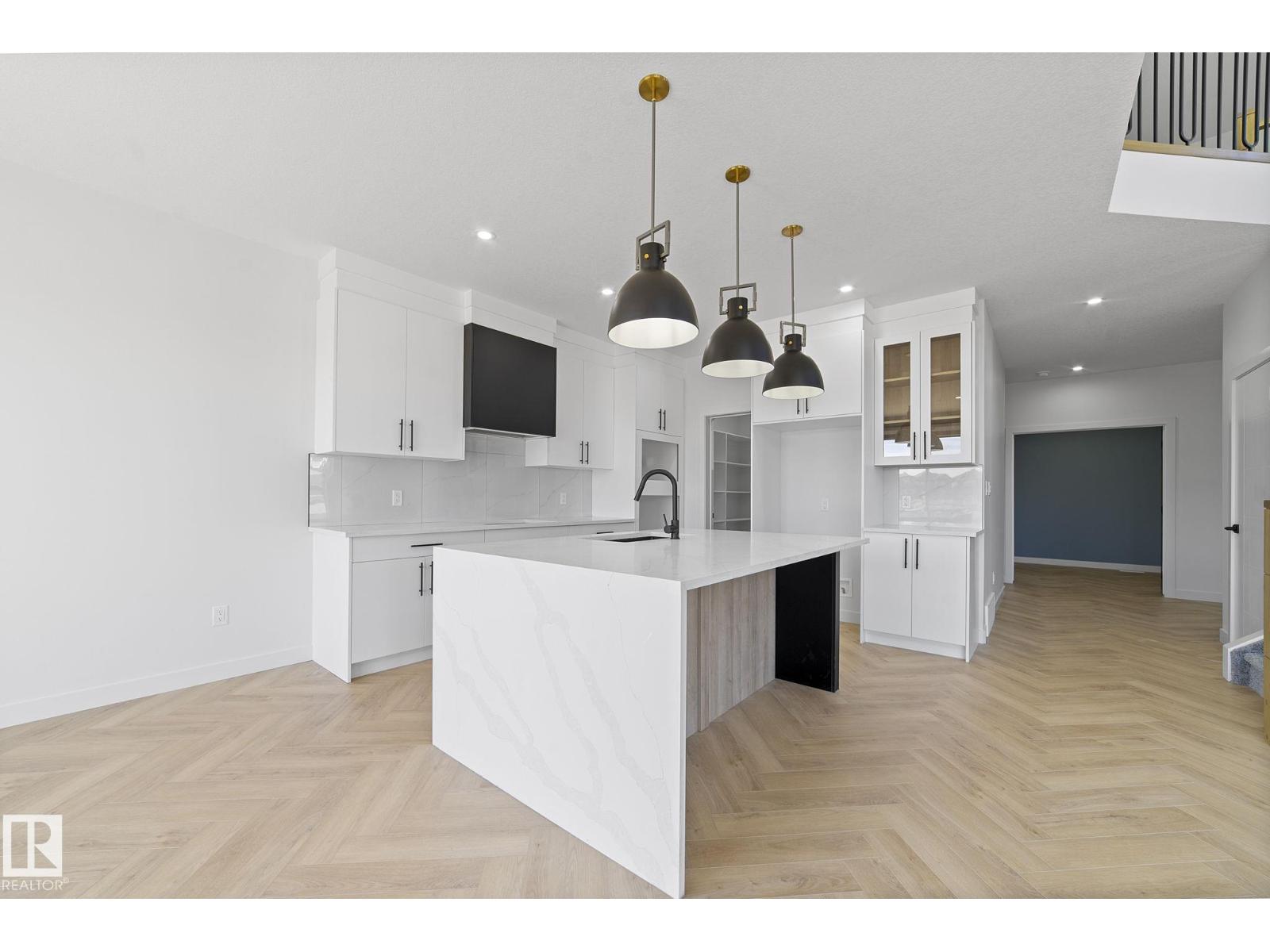 1558 Siskin Link Li NW, Edmonton, AB T5S 0V1
