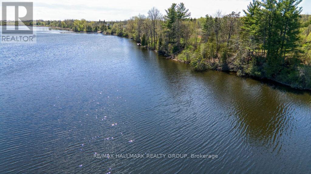 793 Heritage Dr, Montague, ON K0G 1N0
