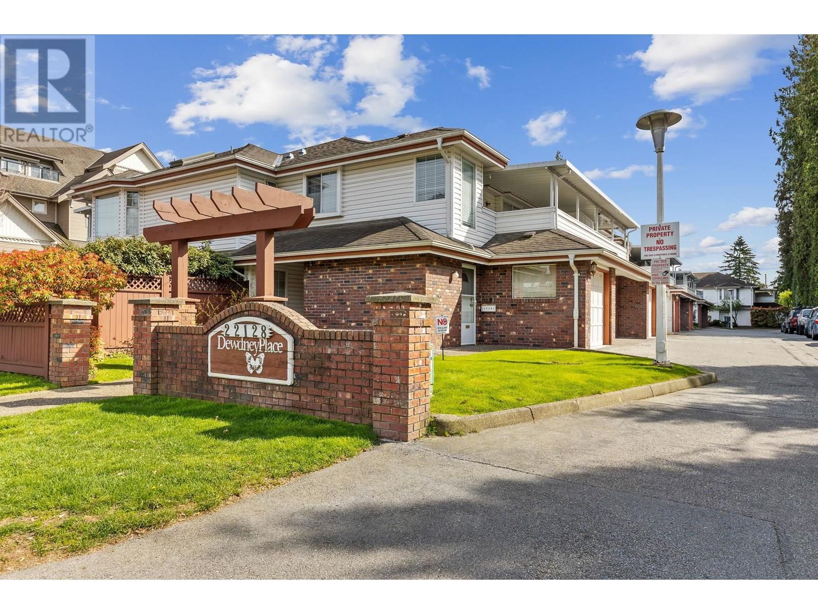 22128 Dewdney Trunk Road Unit 9, Maple Ridge, BC V2X 3H6