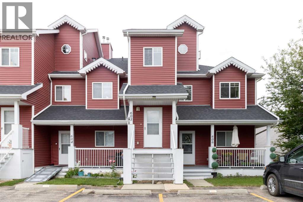 5220 50a Avenue Unit 605, Sylvan Lake, AB T4S 1E5