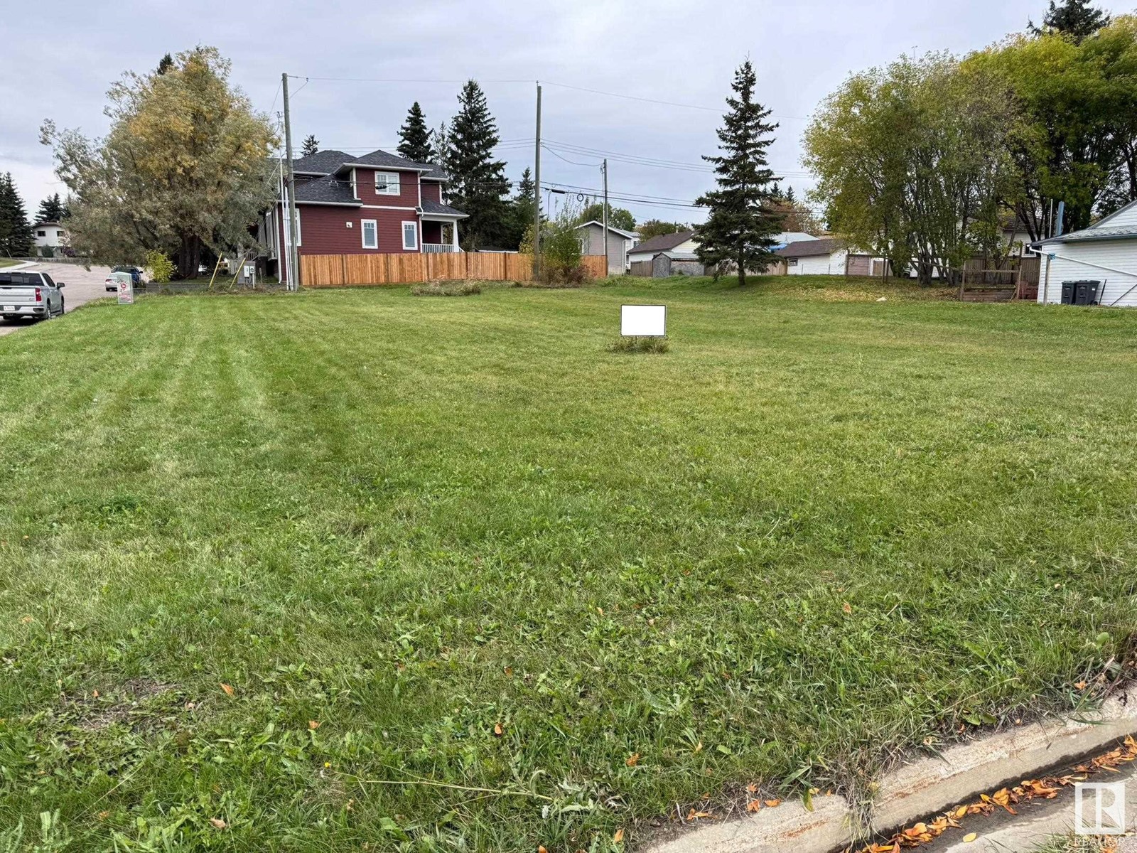 623 621 10 St, Cold Lake, AB T9M 1B1