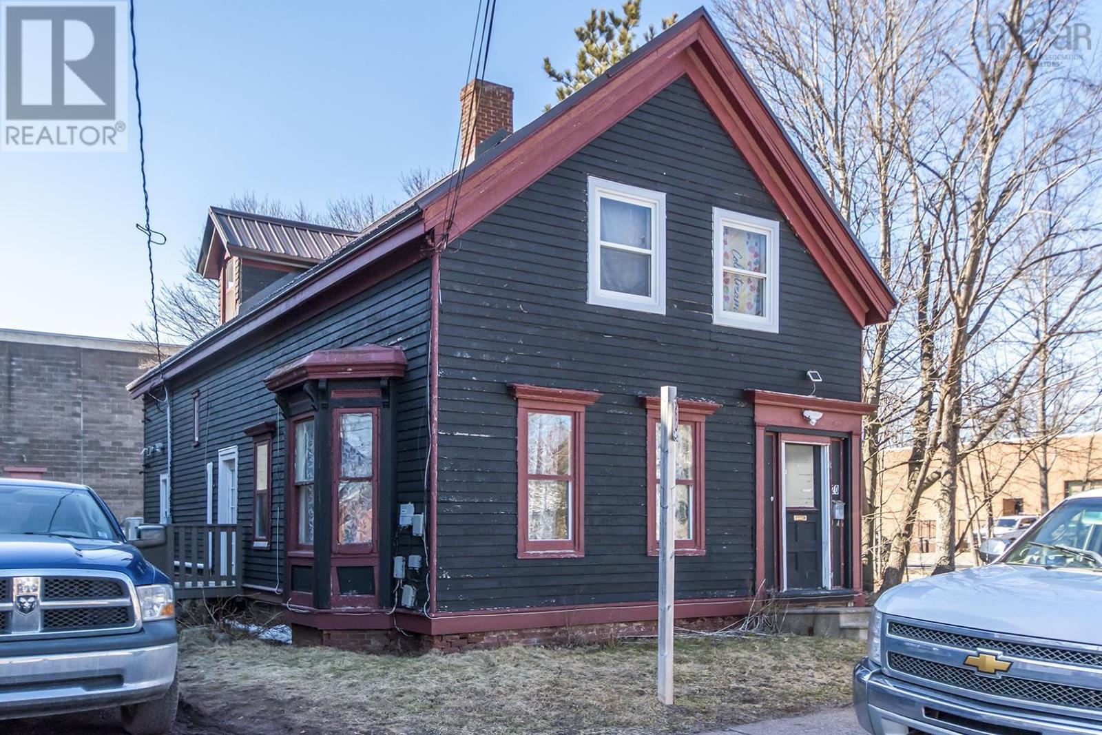 20 Louise St, Truro, NS B2N 3K2