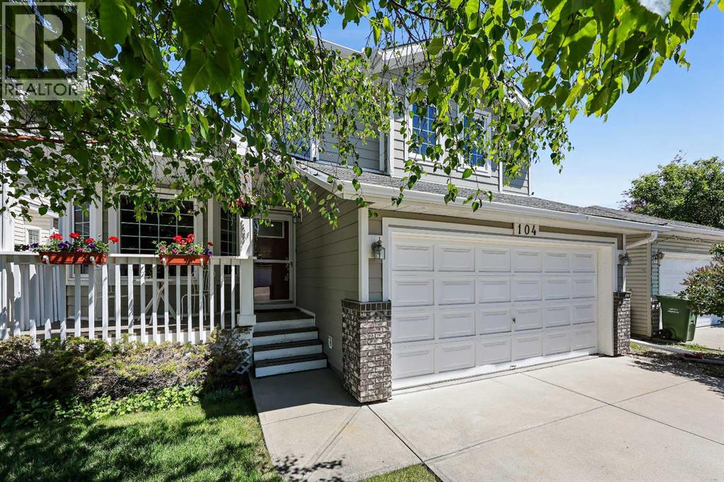 104 Hawkmount Close NW, Calgary, AB T3G 3Z5