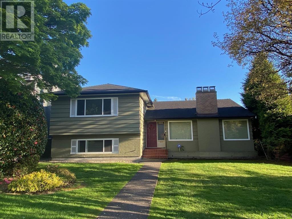 2056 W 29th Ave, Vancouver, BC V6J 3A1