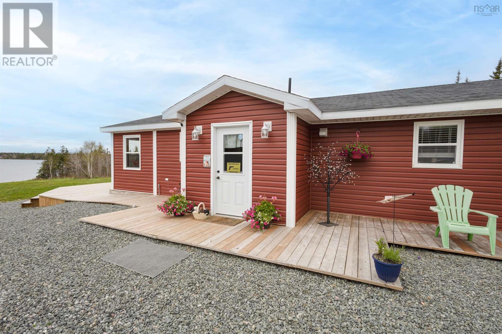 99 Blaze Rd, Loch Lomond, NS B2E 1A4