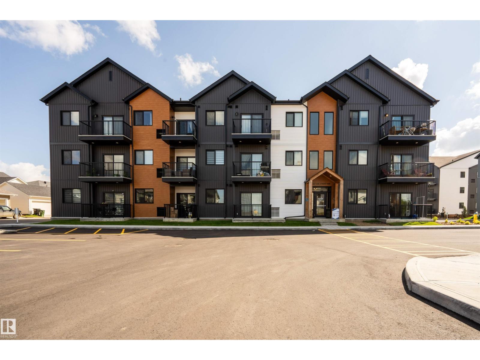 9227 228 Street Northwest #108, Edmonton, AB T5T 7R9