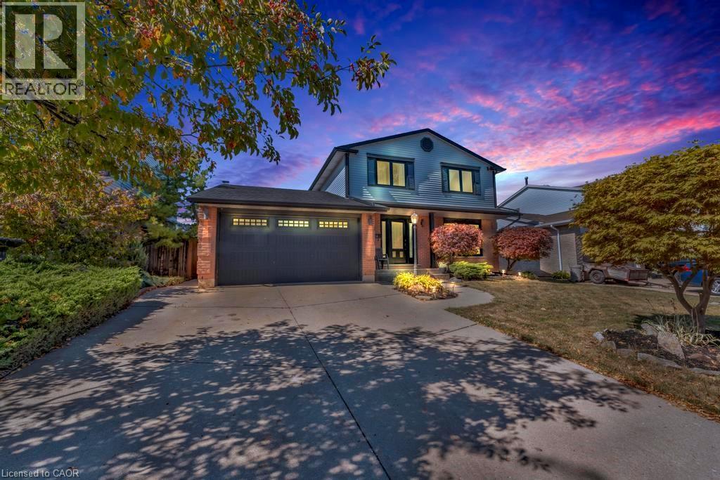 14 Greening Ave, Stoney Creek, ON L8C 3X5