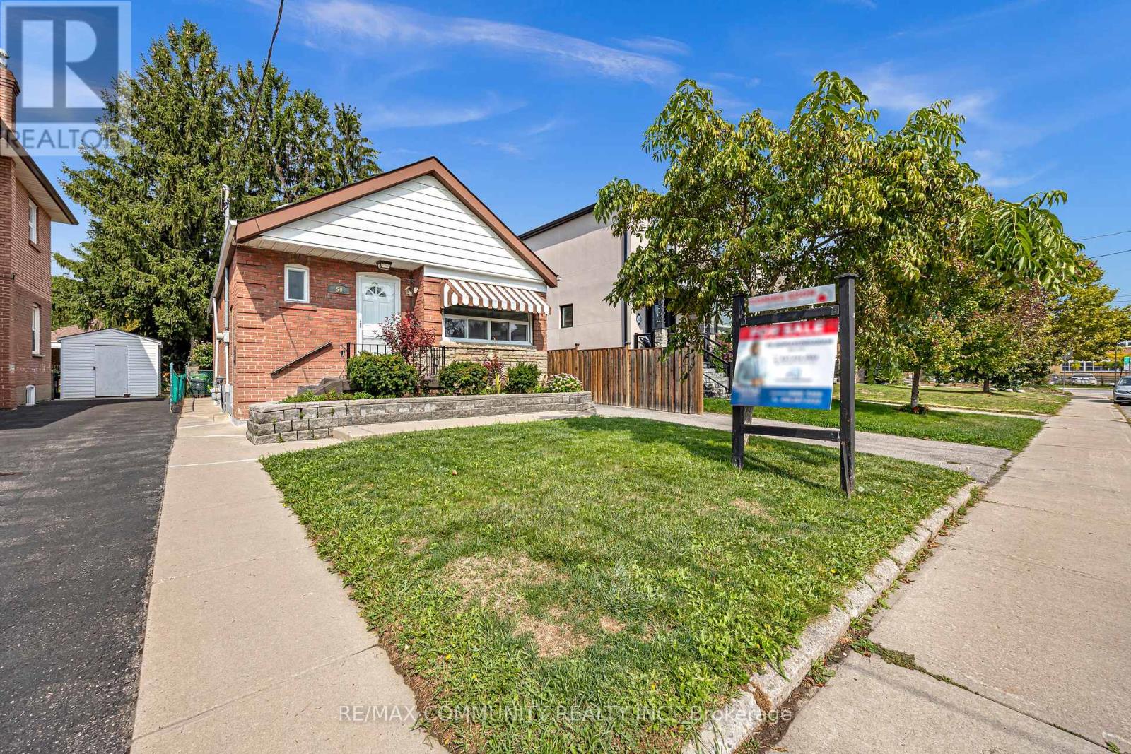 50 Joanith Dr, Toronto, ON M4B 1S7