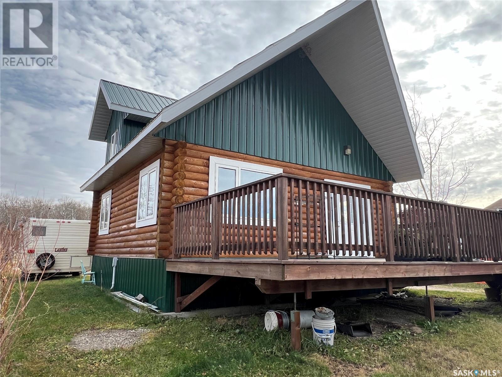 63 Lakewood Drive, Spy Hill Rm No. 152, SK S0A 3W0