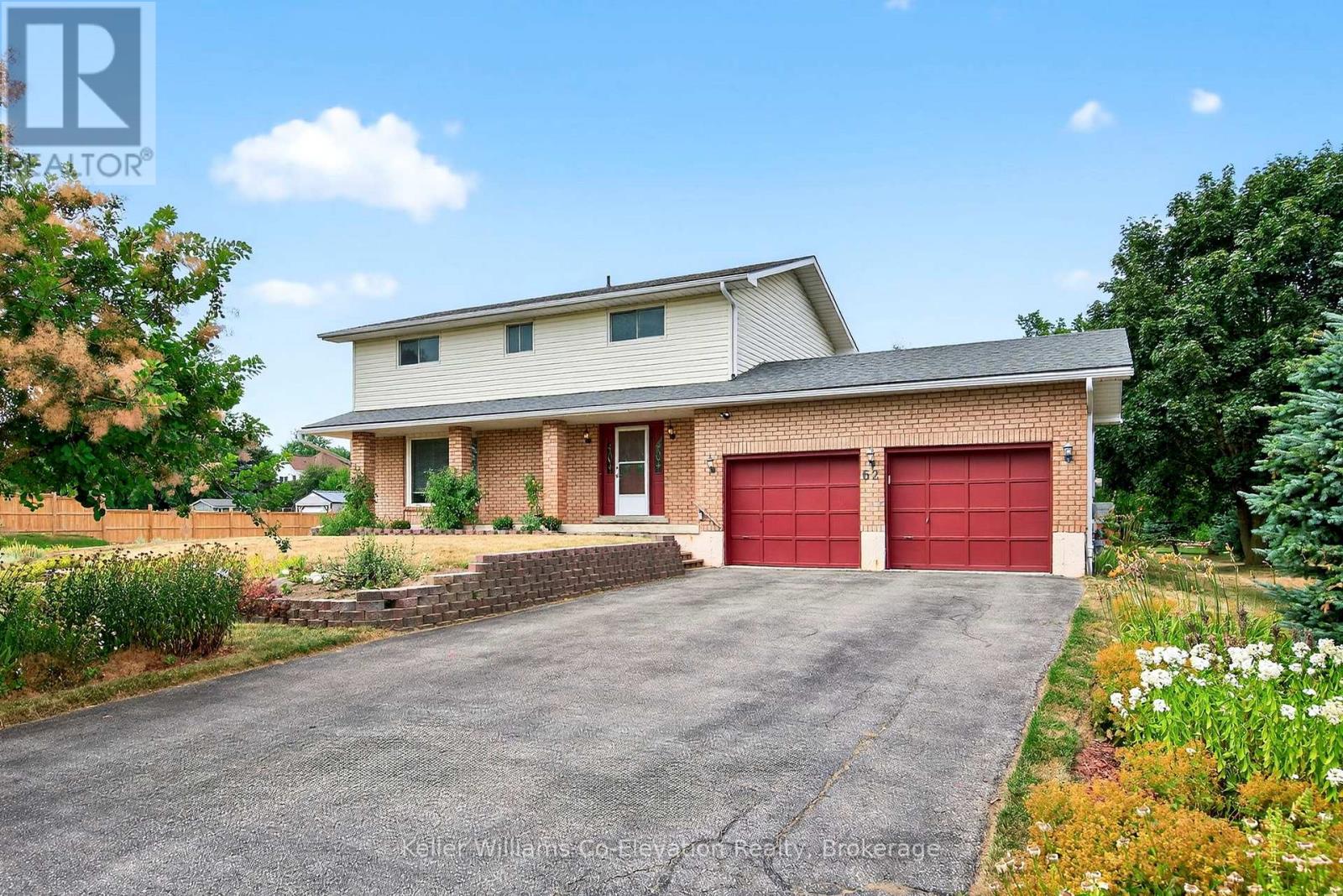 62 George St E, Clearview, ON L0M 1G0