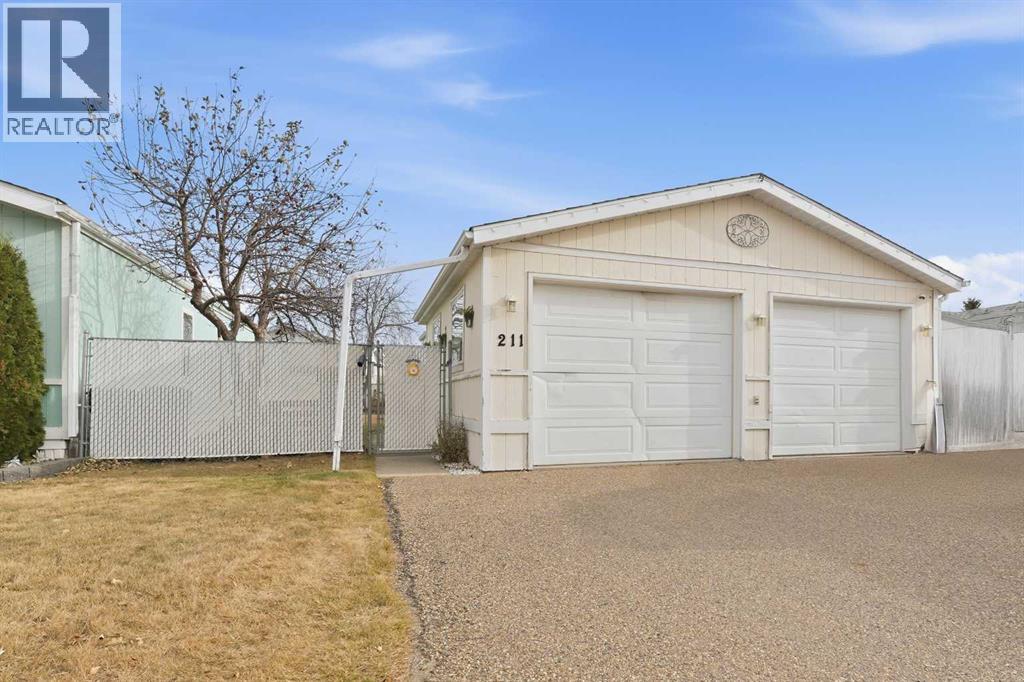 37543 England Way Unit 211 Way, Rural Red Deer County, AB T4S 2C3