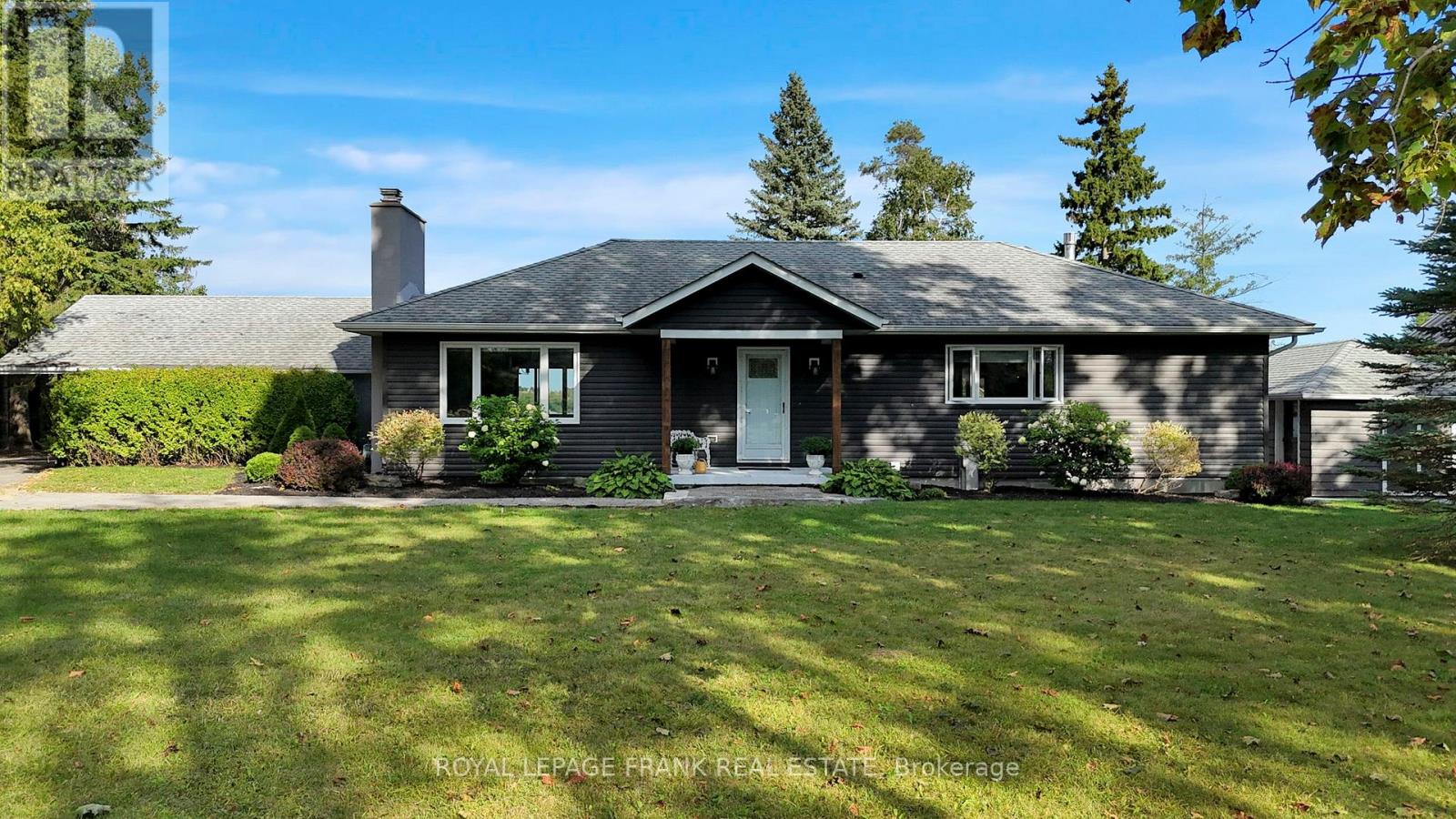 230 Beech St, Scugog, ON L9L 1B4