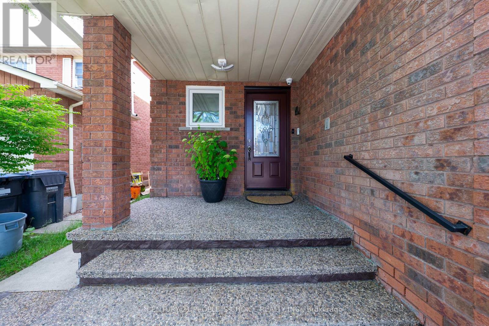 32 Payton Ct, Brampton, ON L6W 3Y9