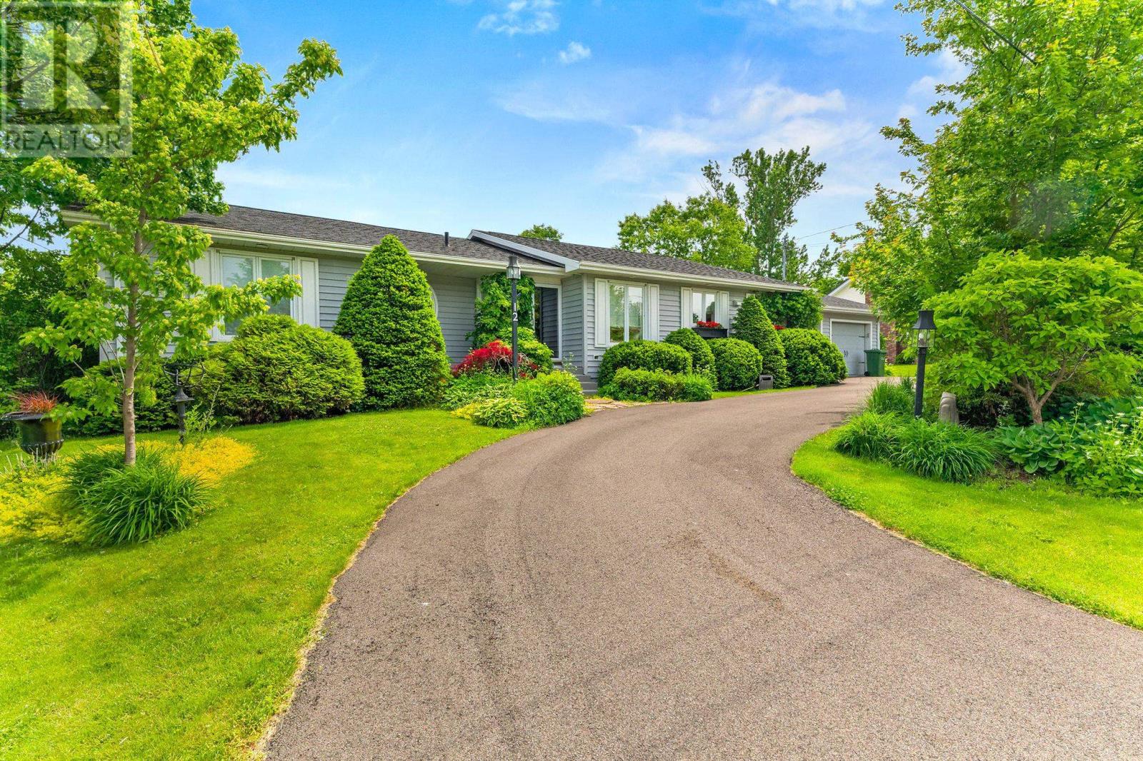 12 Westhill Dr, Charlottetown, PE C1E 1N8