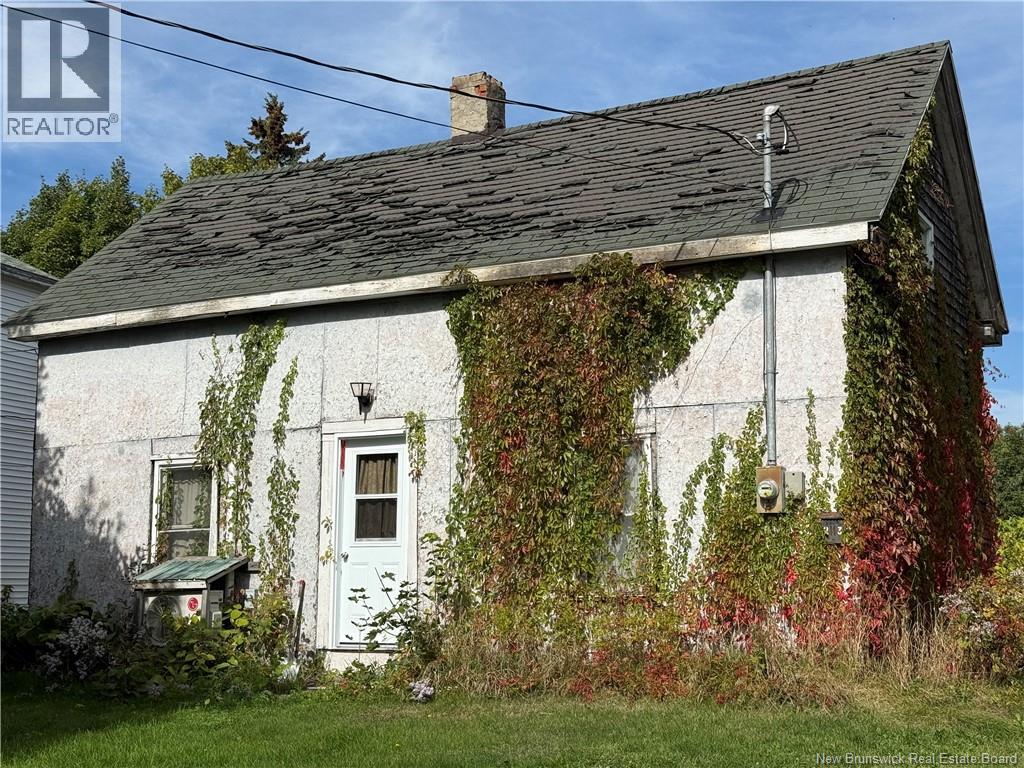 23 Church St, St. Stephen, NB E3L 1M1