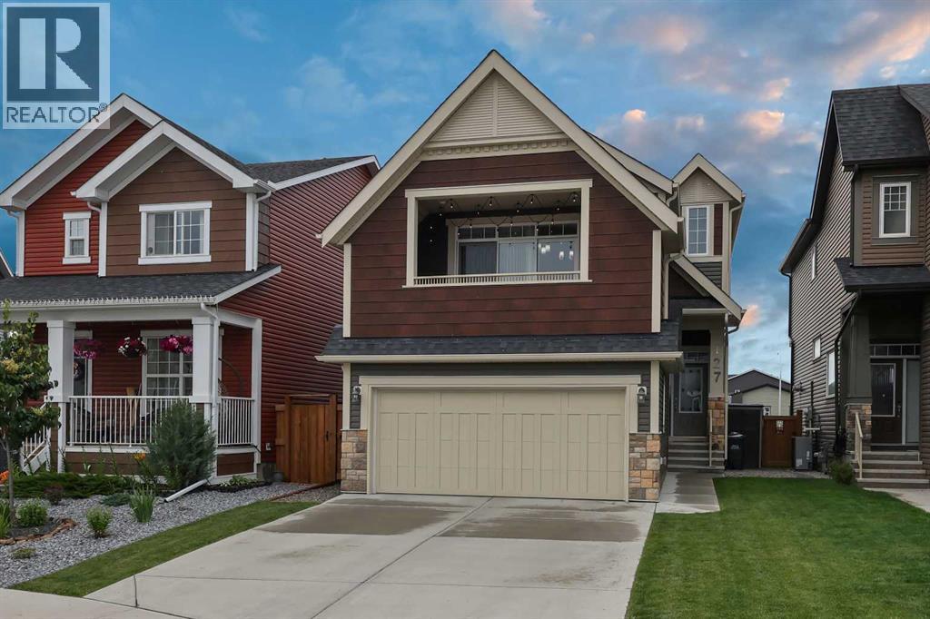 127 Fireside Cres, Cochrane, AB T4C 2L5