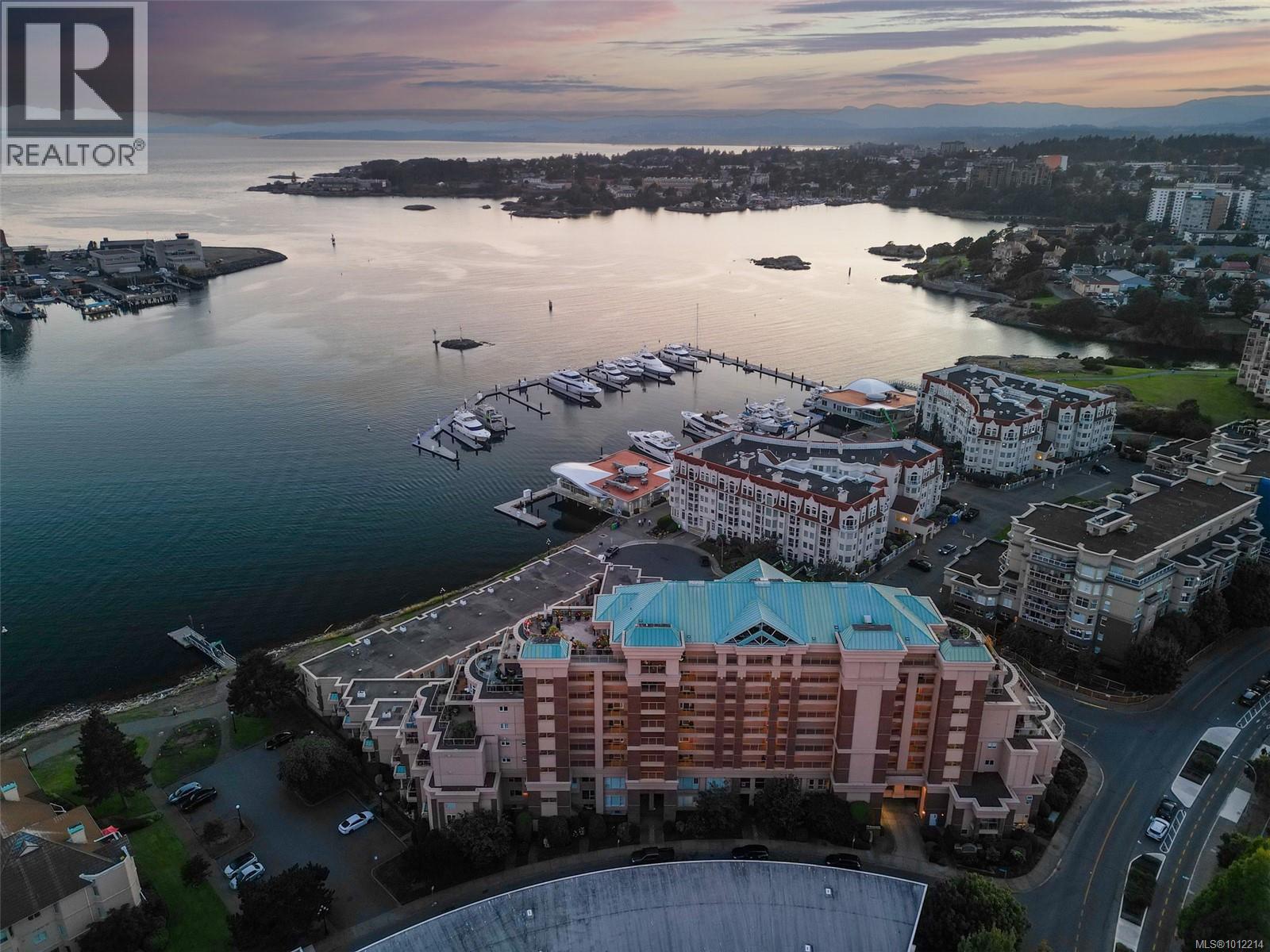 75 Songhees Rd Unit 126 Rd, Victoria, BC V9A 7M5